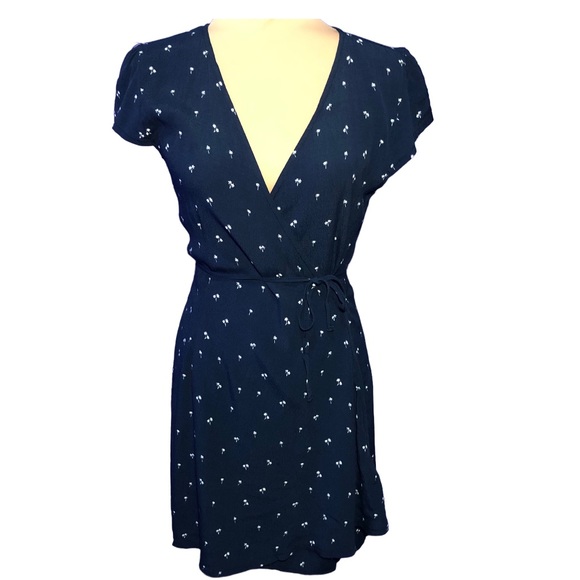 Brandy Melville Dresses Brandy Melville Floral Summer Wrap Dress